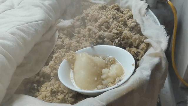 西安特色菜夹馍推荐_凉皮肉夹馍_西安肉夹馍制作方法
