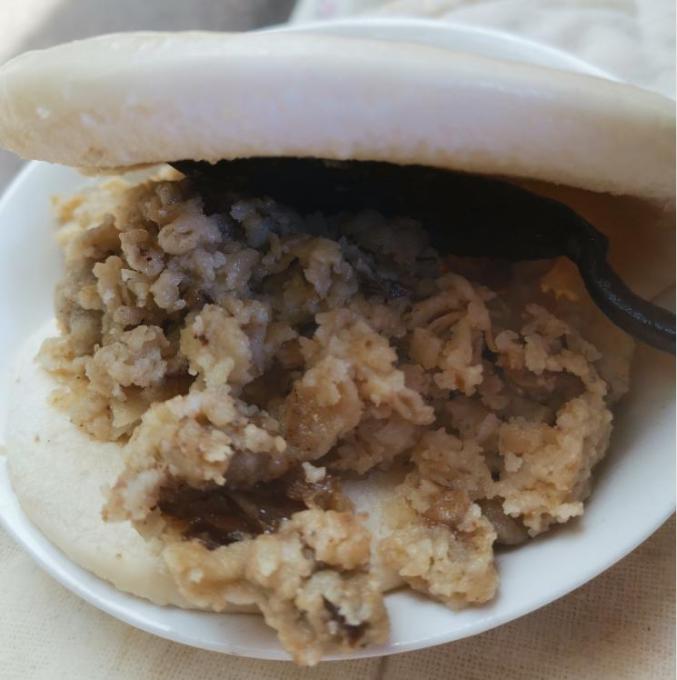 西安特色菜夹馍推荐_西安肉夹馍制作方法_凉皮肉夹馍