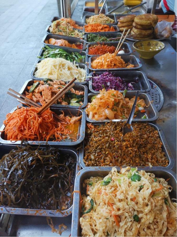 西安特色菜夹馍推荐_西安肉夹馍制作方法_凉皮肉夹馍