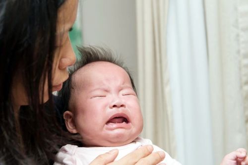 产妇吃饭后胃疼怎么办 产妇吃饭后胃疼怎么办