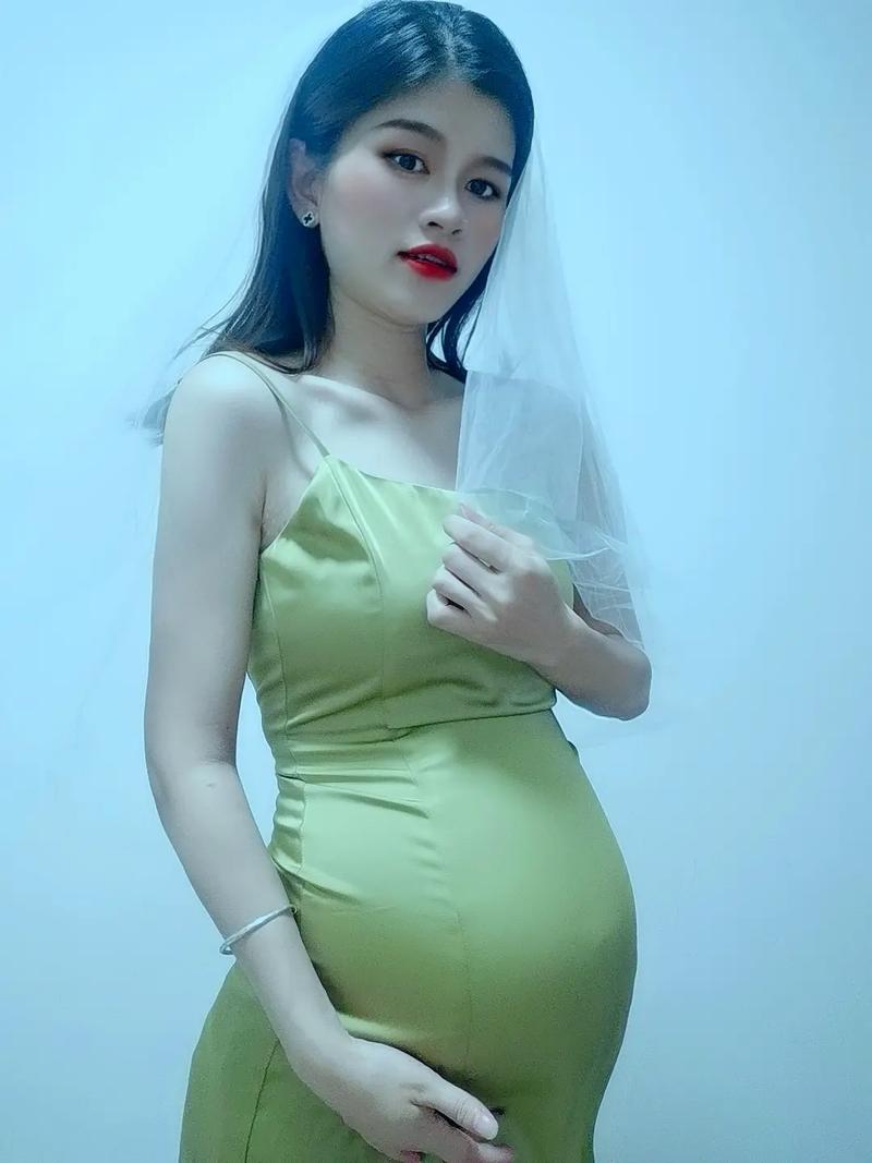 何琳和吕中的关系好吗 何琳和吕中的关系好吗