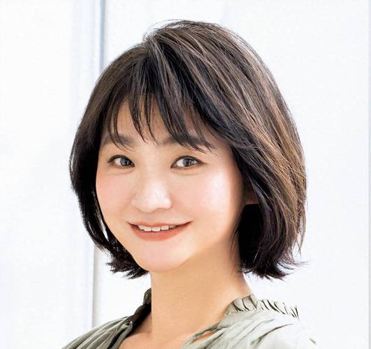 演员黄梅莹有几任丈夫