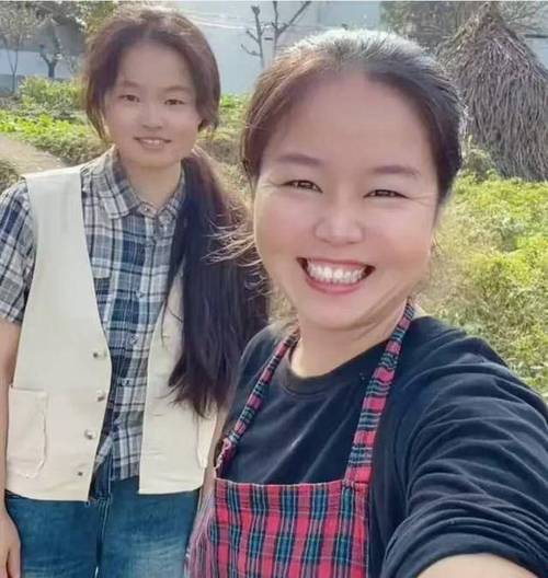 贺军翔的老婆个人资料